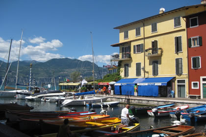 Brenzone il centro del paese