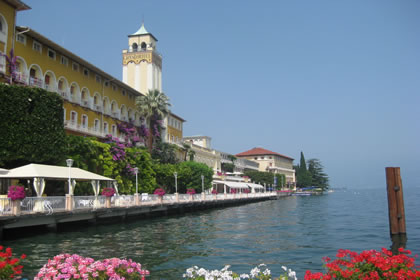 Gardone Riviera il lungolago