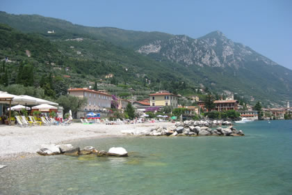 Gargnano il lido e le spiagge di Villa