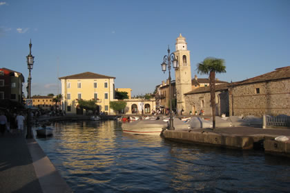 Lazise il vecchio porto