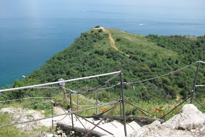 Manerba il parco archeologico naturalistico della Rocca