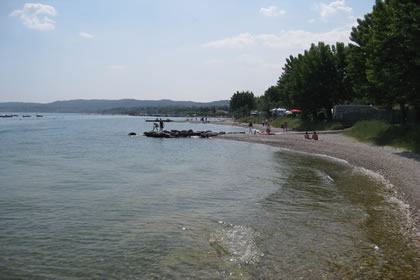 Moniga la costa sud con le spiagge