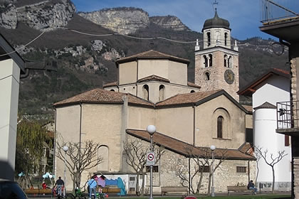 Nago la chiesa della Santissima Trinit