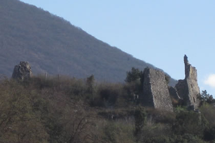 Nago le rovine di Castel Penede