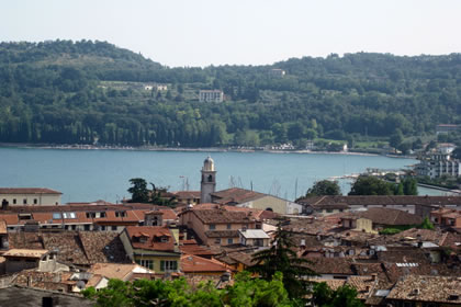 Salo vista panoramica dall'alto