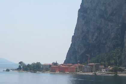 Tremosine vista panoramica sulla frazione di Campione